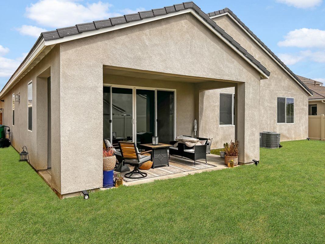 34515 Citrine Dr - Photo 4 of 13