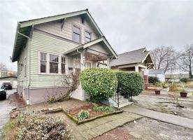 featured image of 112 Wells Ave S Unit 114