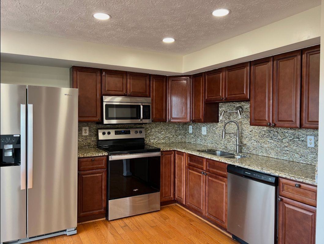 3737 Keefer Ct - Photo 6 of 6