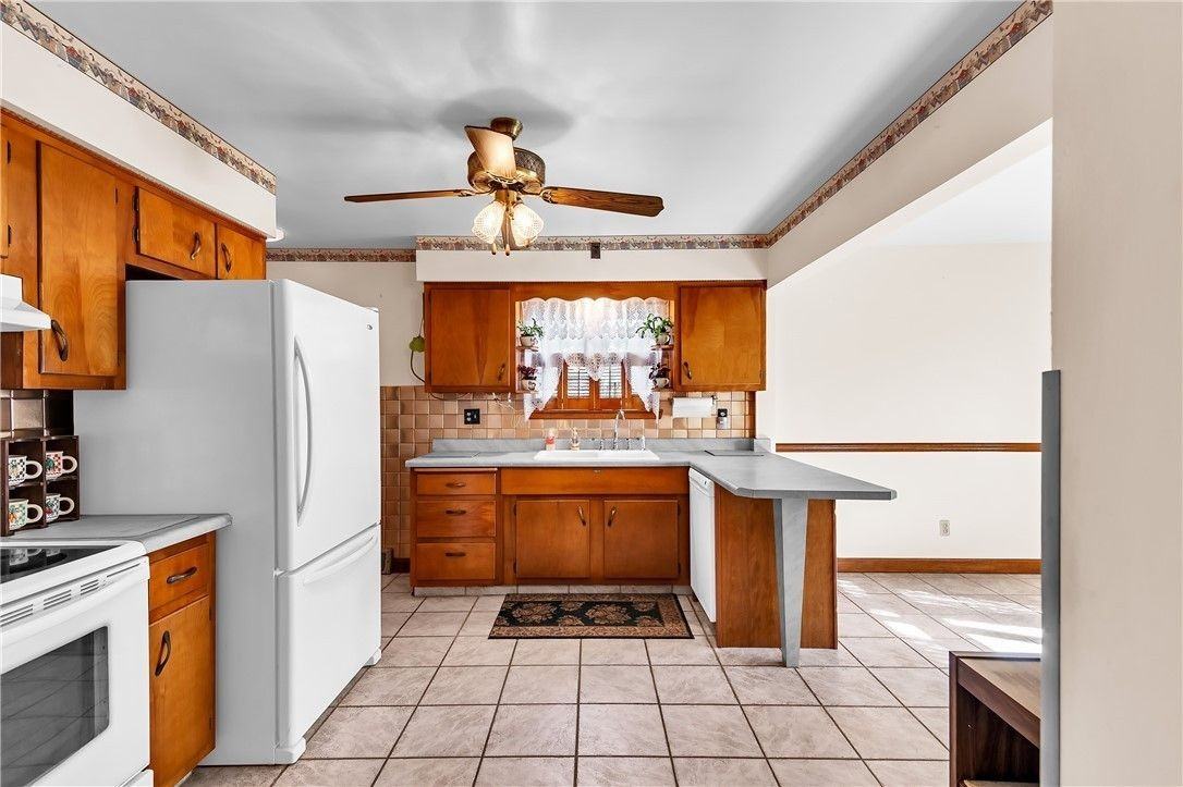 3302 Wilson Ave - Photo 4 of 15