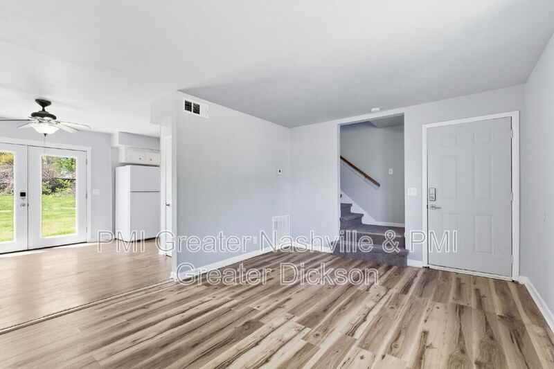 741 Mcpherson Dr - Photo 2 of 20