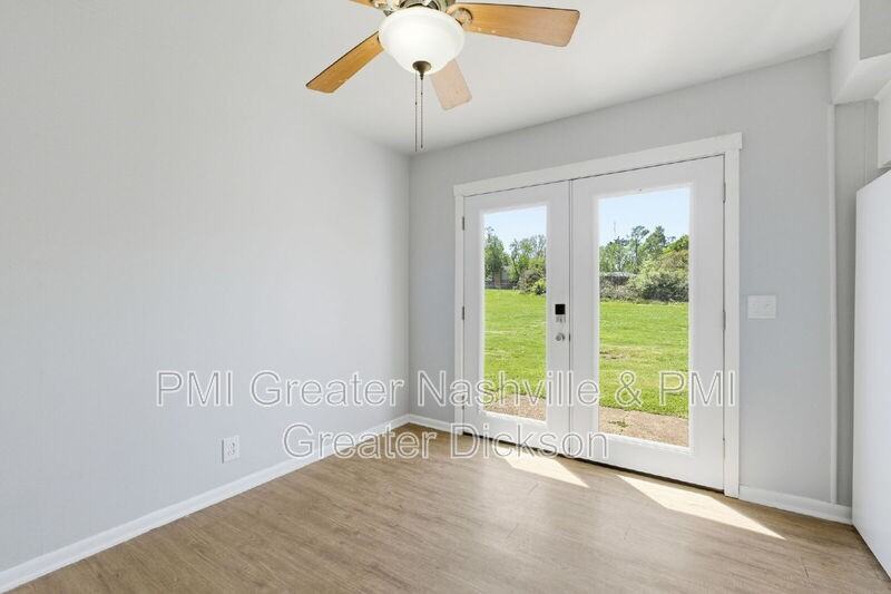 741 Mcpherson Dr - Photo 6 of 20