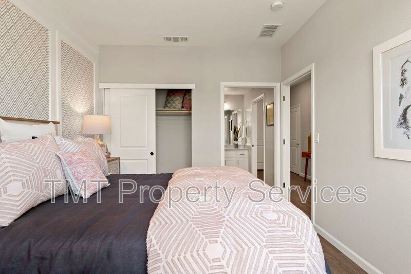 4441 Rhone Walk - Photo 7 of 50