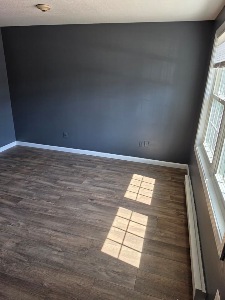 794 Court St #D - Photo 3 of 32