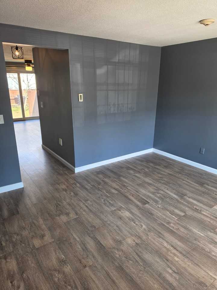 794 Court St #D - Photo 5 of 32