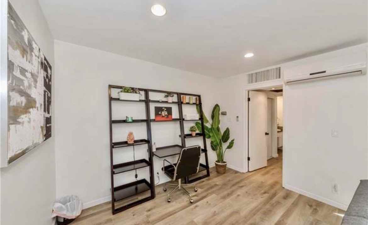 465 S Los Robles Ave #15 - Photo 2 of 13