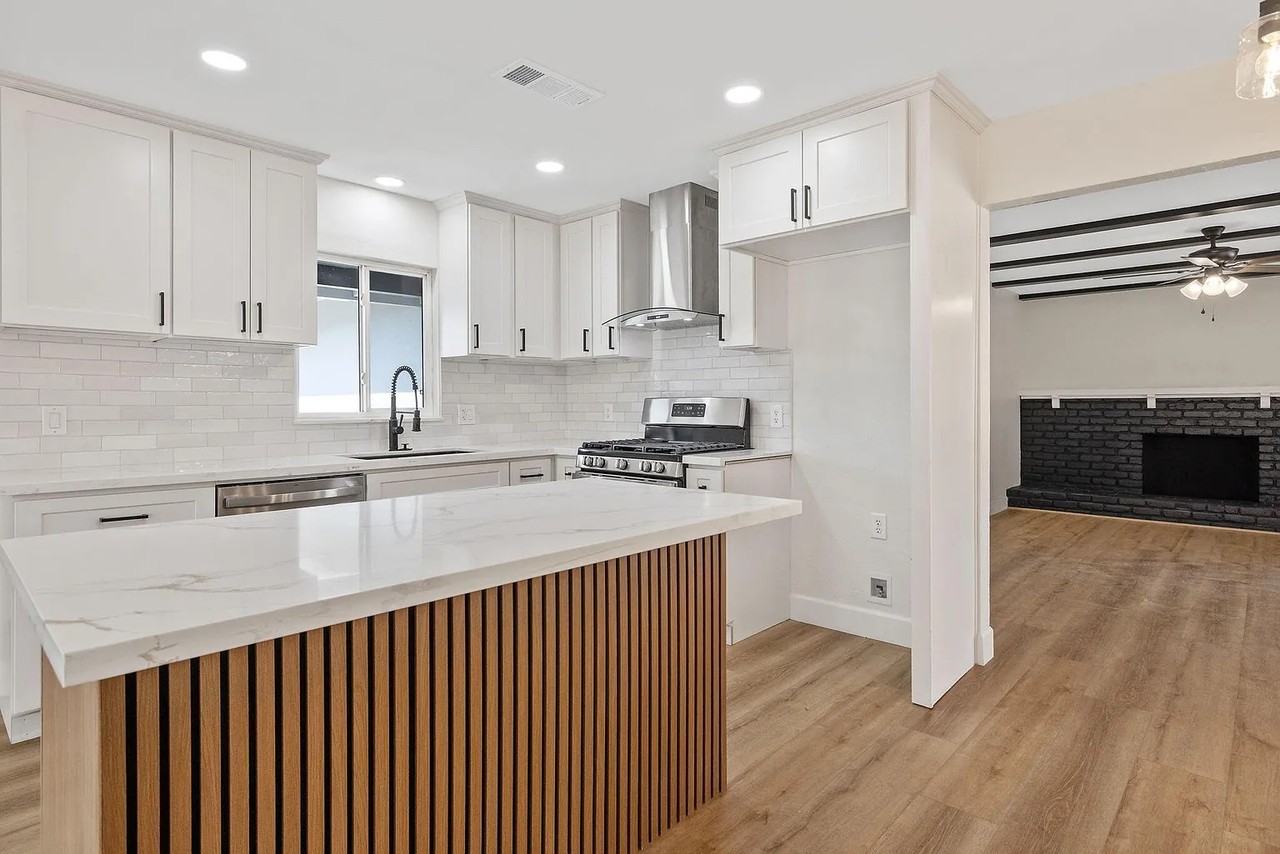 2632 S Encina St - Photo 6 of 17