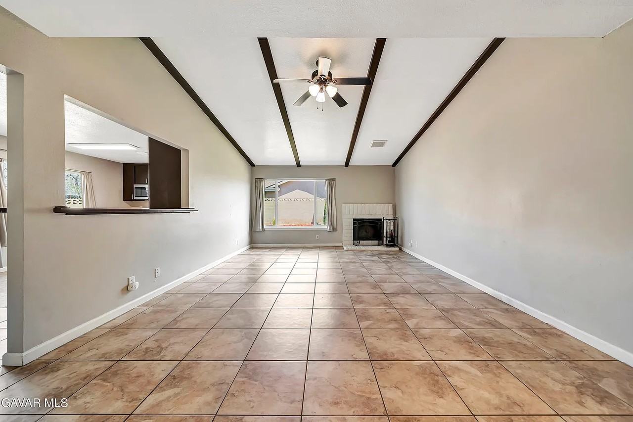 43104 Lemonwood Dr - Photo 5 of 16