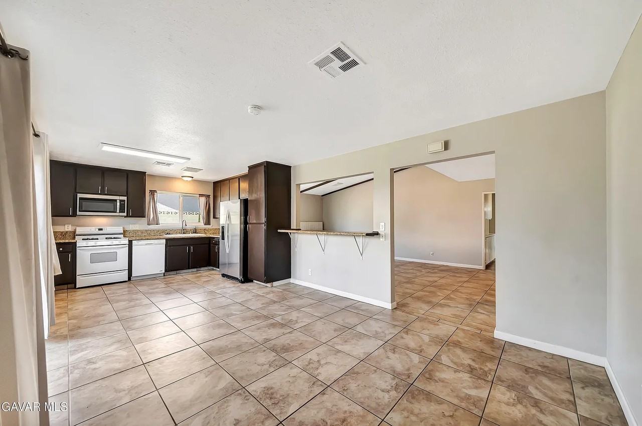 43104 Lemonwood Dr - Photo 7 of 16