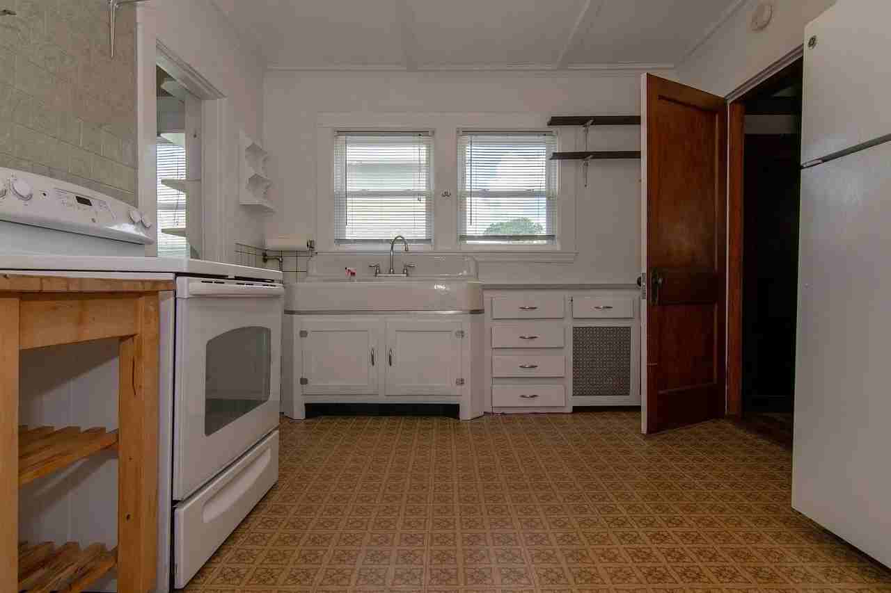 62 Newport St - Photo 3 of 16