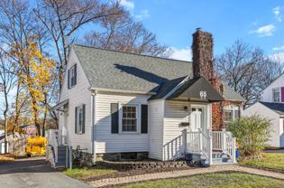 65 Park Ave - Photo 1 of 1