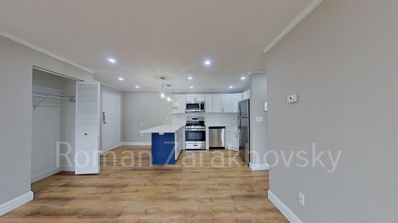 979 Fellsway #10A