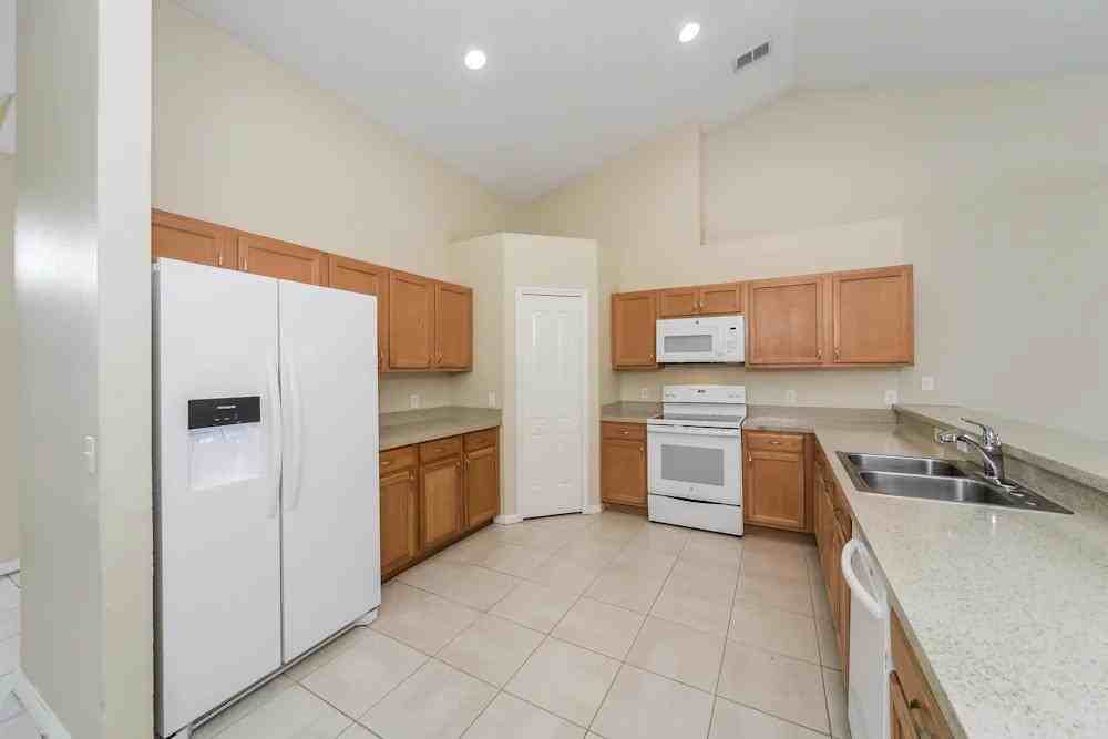 305 Shad Way #NA - Photo 4 of 7