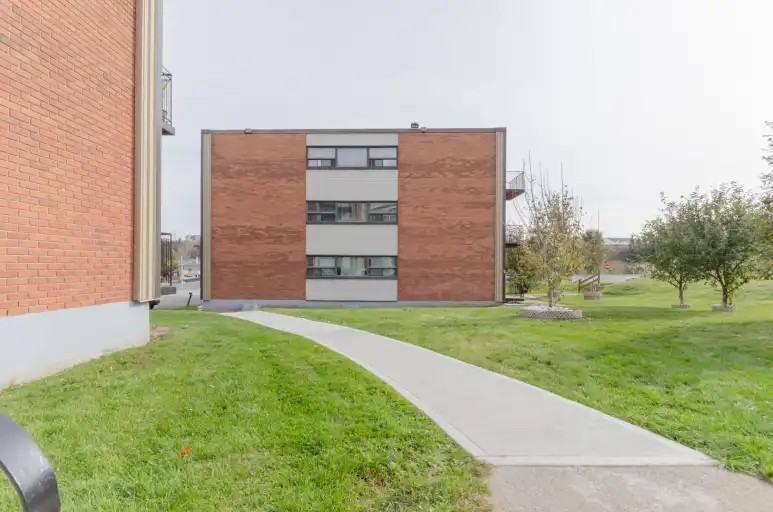 236 Jogues St #305