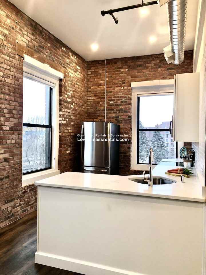 357 Pawtucket St #102 - Photo 3 of 14