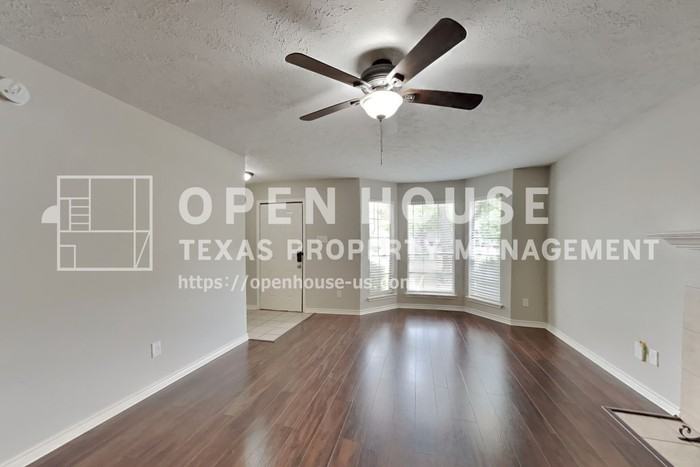 21504 Palace Pines Dr - Photo 5 of 20