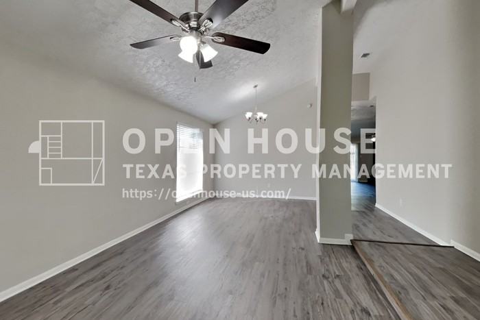 10439 Lazy Meadows Dr - Photo 5 of 21