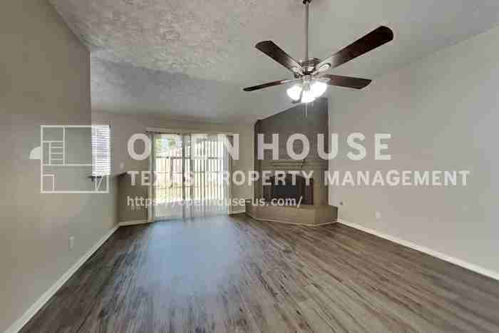 10439 Lazy Meadows Dr - Photo 6 of 21