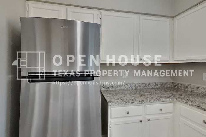 10439 Lazy Meadows Dr - Photo 7 of 21