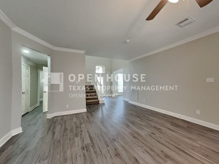 510 Tanguey Ct - Photo 4 of 28