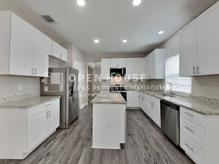 510 Tanguey Ct - Photo 6 of 28