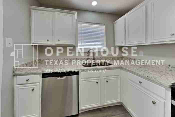 21030 Carmel Valley Dr - Photo 5 of 21