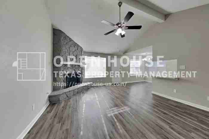 10723 Forest Leaf Dr - Photo 6 of 23