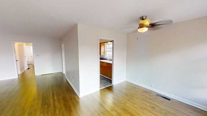 2334 Se 72nd Ave - Photo 6 of 31