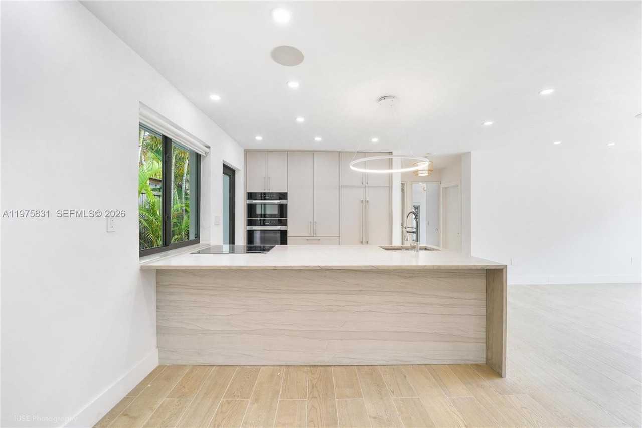 NE 52nd Terrace & NE 5th Ave - Photo 5 of 30