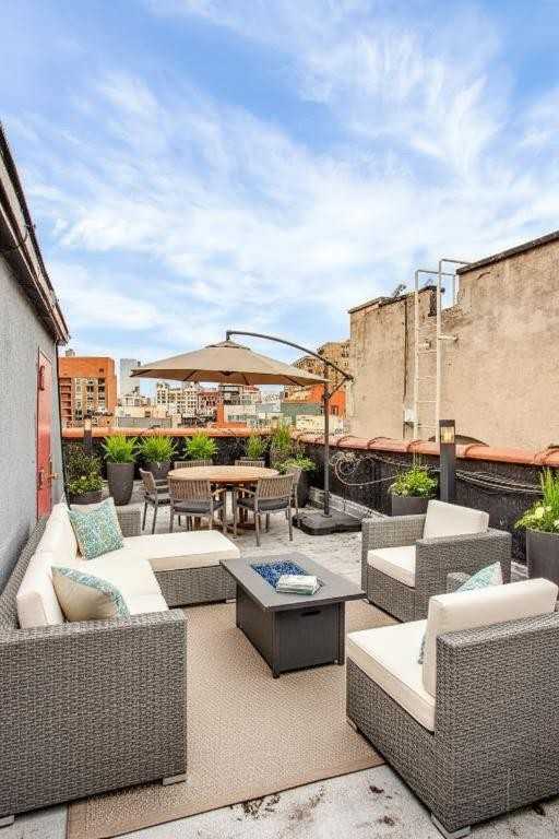 234 Mott St #21 - Photo 7 of 10