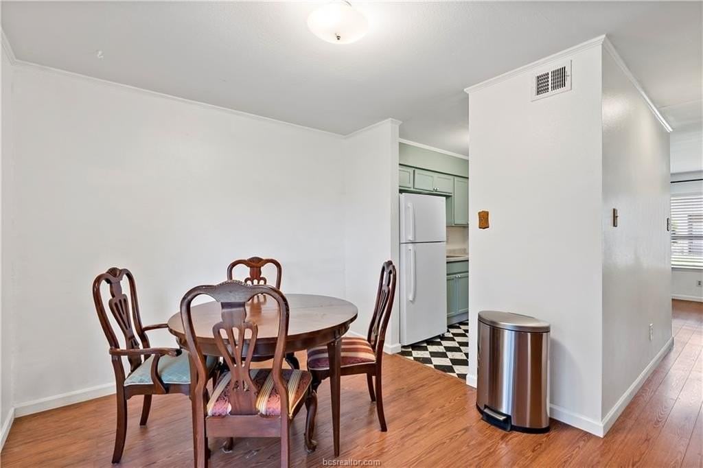 1900 Dartmouth St #I2 - Photo 5 of 19