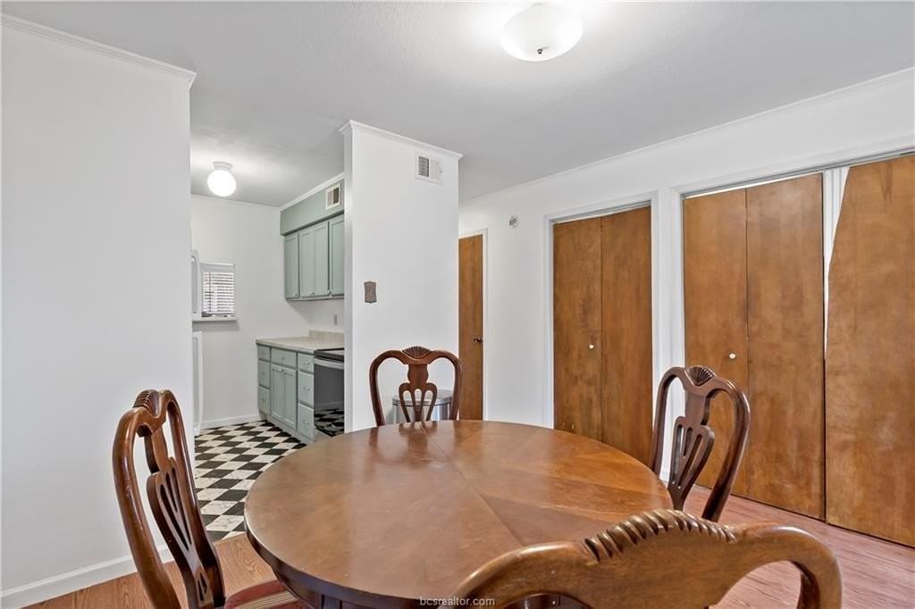 1900 Dartmouth St #I2 - Photo 6 of 19