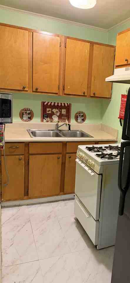 1204 Hillside Avenue #6 - Photo 5 of 11