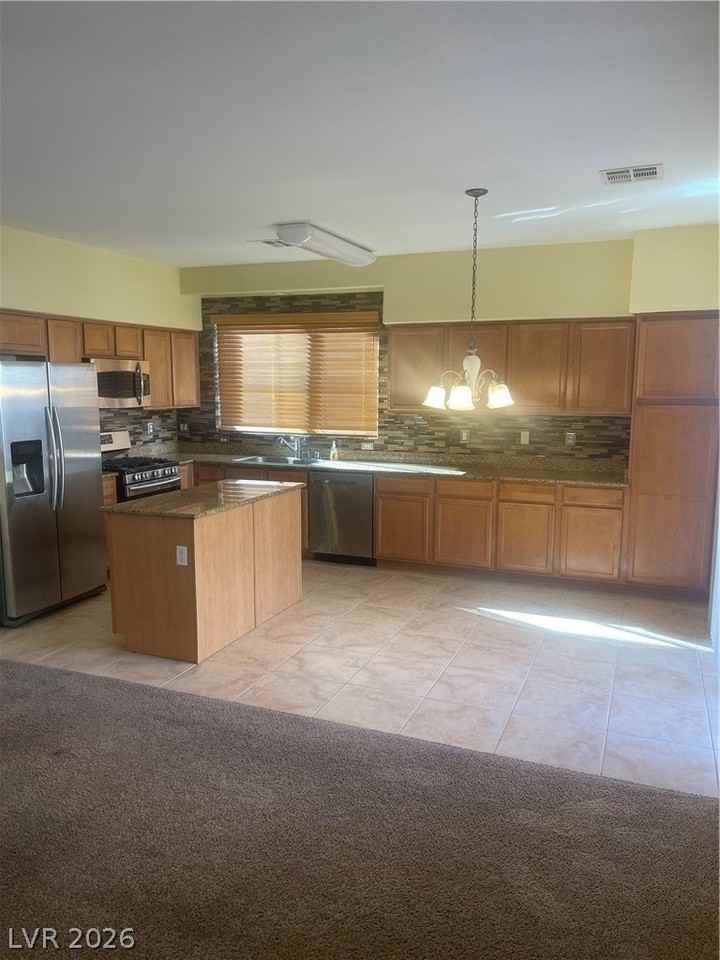 9504 Quitman Ave - Photo 4 of 25