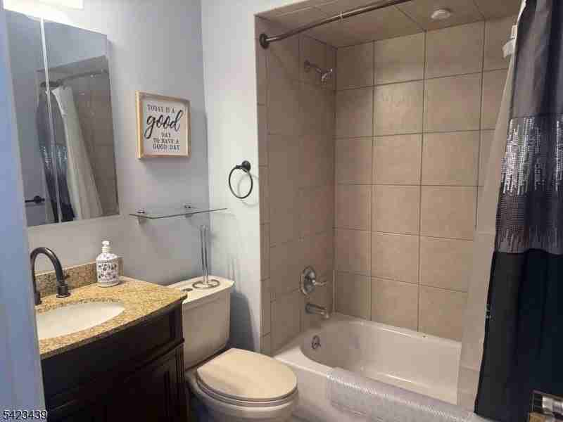 50 Falls Bridge Dr #50 - Photo 5 of 9