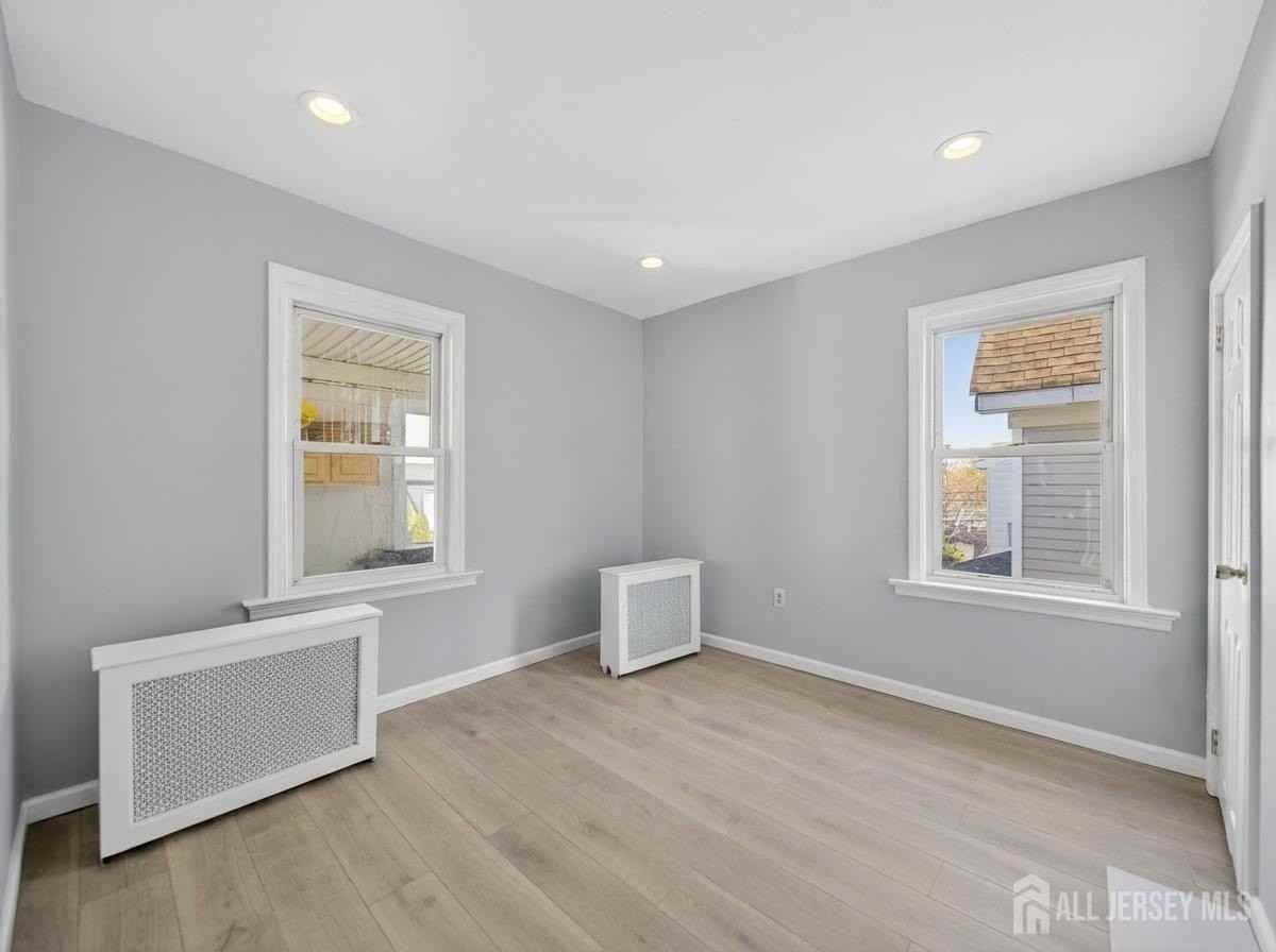 125 Lowell St Unit 2 - Photo 6 of 10