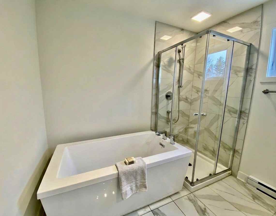 197 Rue Desmarchais - Photo 7 of 17