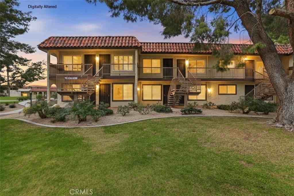 64291 Spyglass Ave #11 - Photo 2 of 5