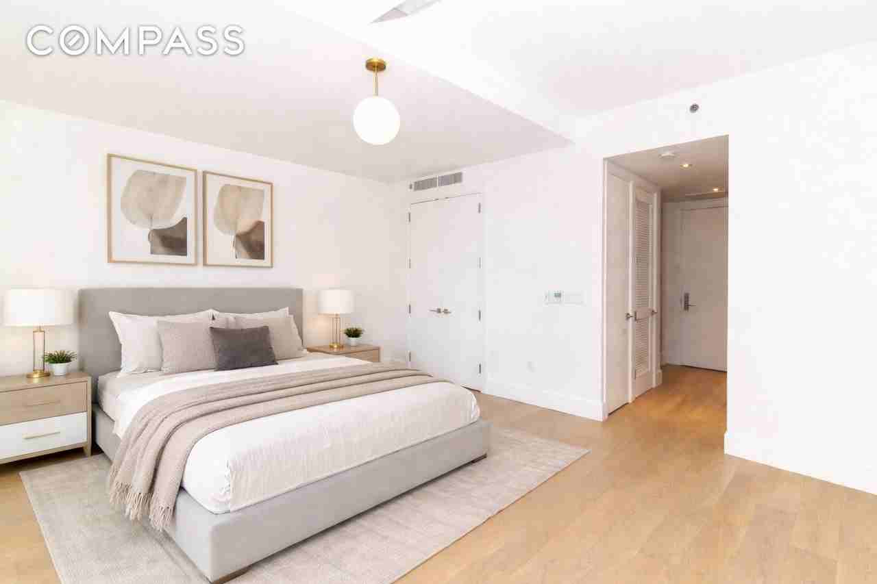 2218 Jackson Ave #614 - Photo 5 of 23