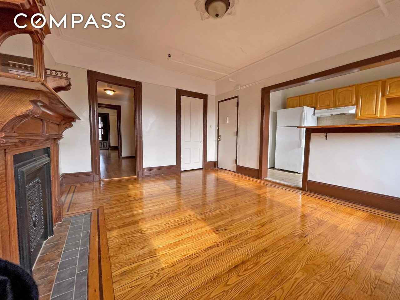 218 Jefferson Ave #3 - Photo 2 of 11