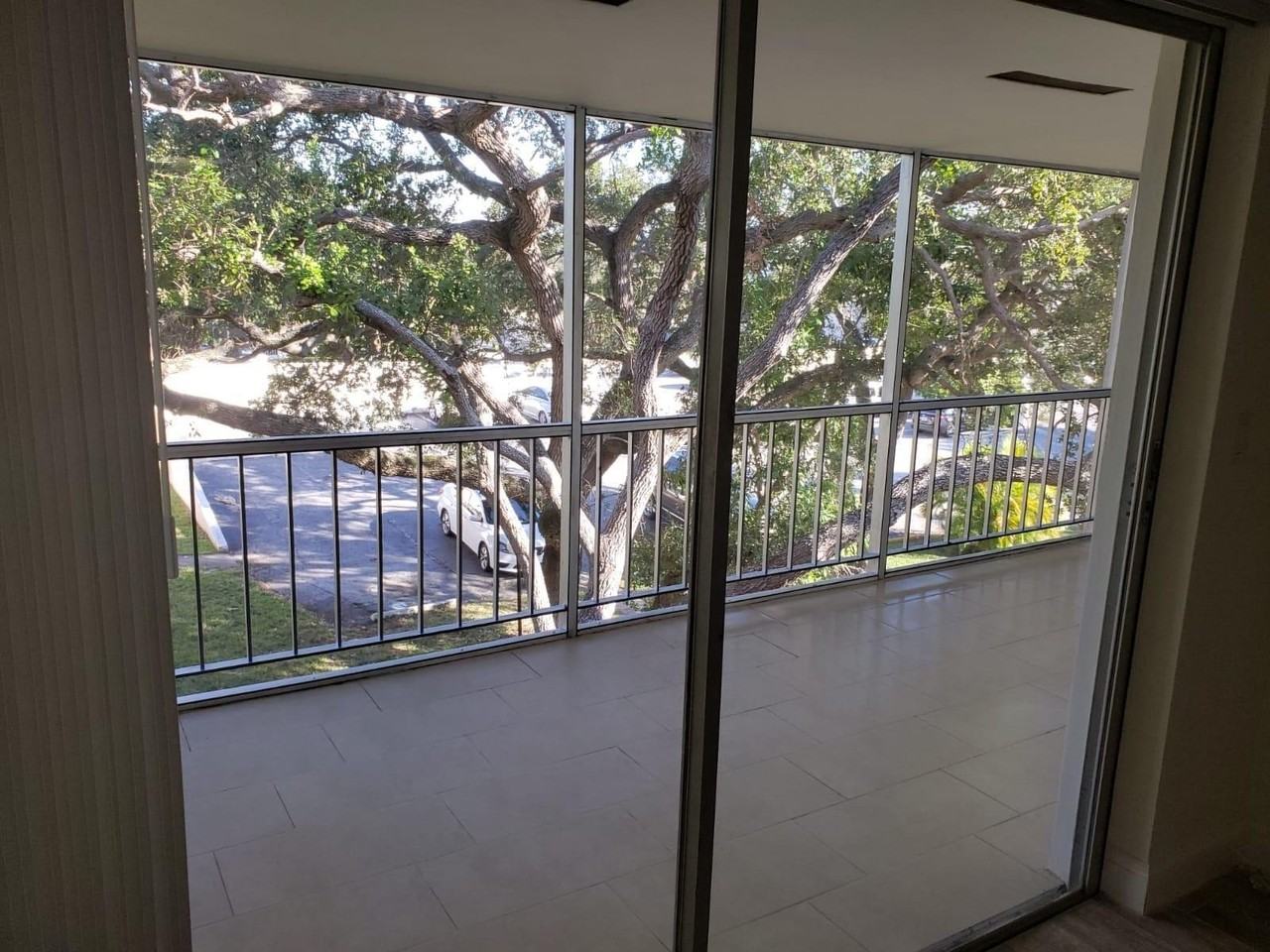 632 Nw 13th St #210 - Photo 3 of 11