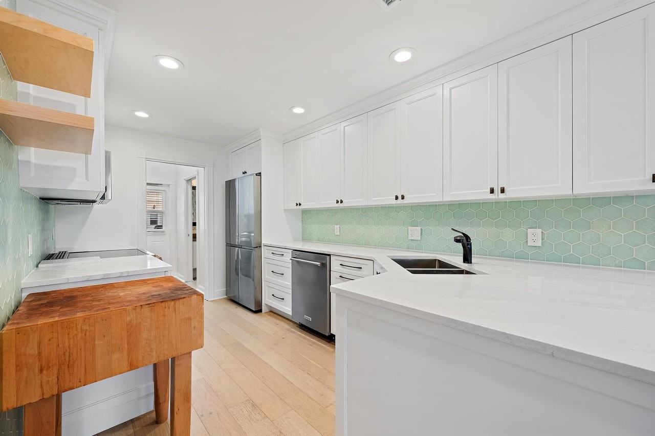 136 Ashley Ct - Photo 7 of 26