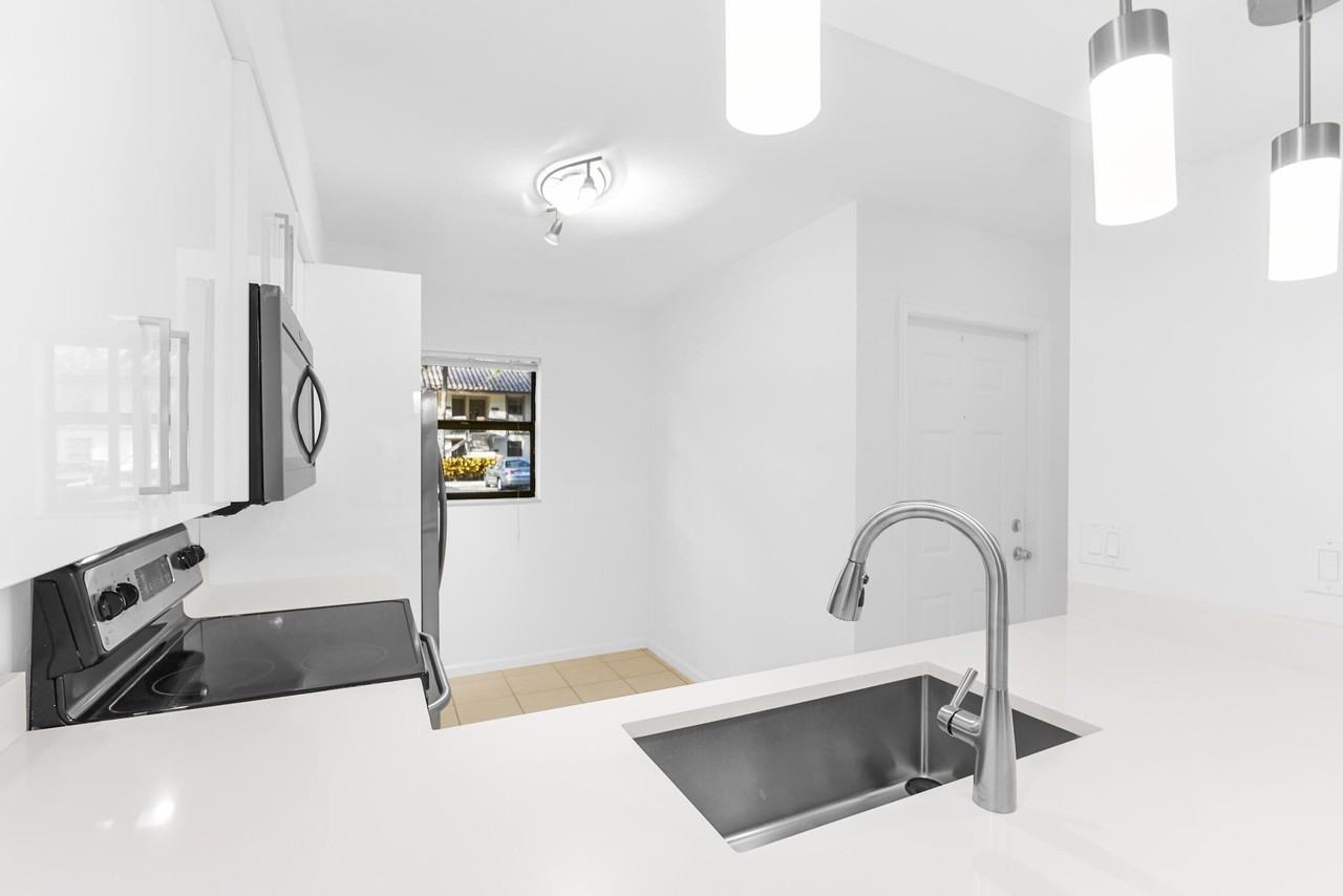 3129 Millwood Ter Apt M137 - Photo 7 of 50