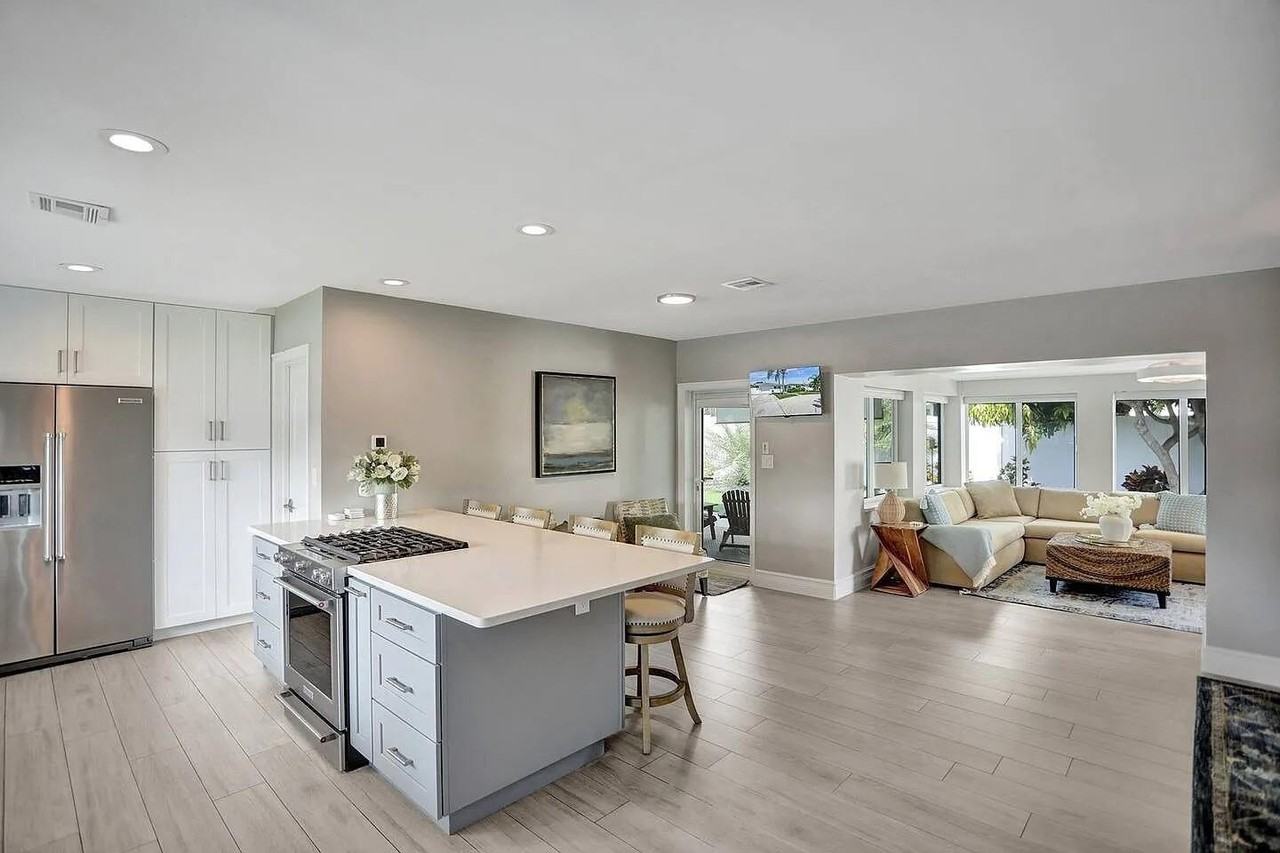 604 Ne 25th Ave - Photo 4 of 33