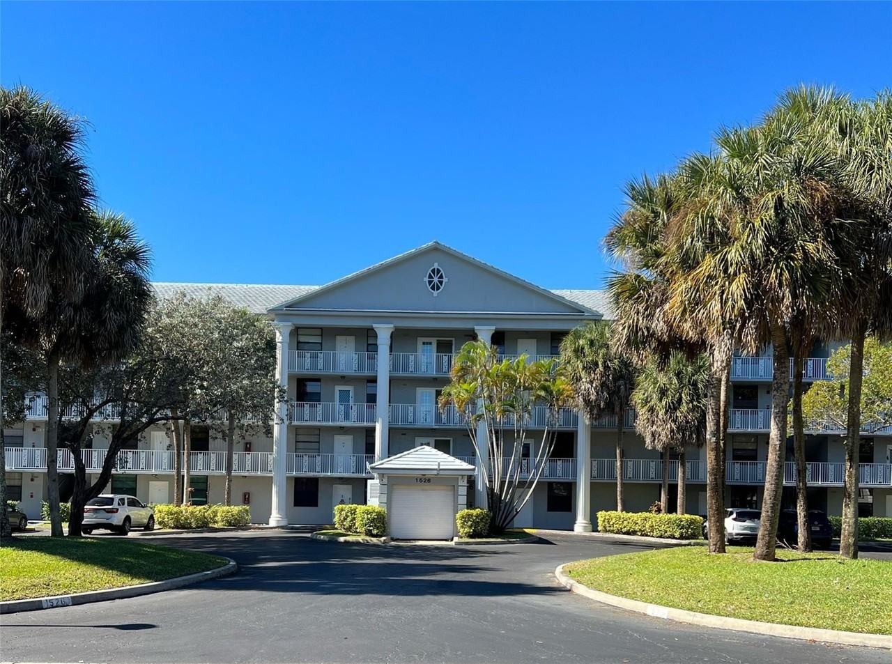 1526 Whitehall Dr #402 - Photo 2 of 21