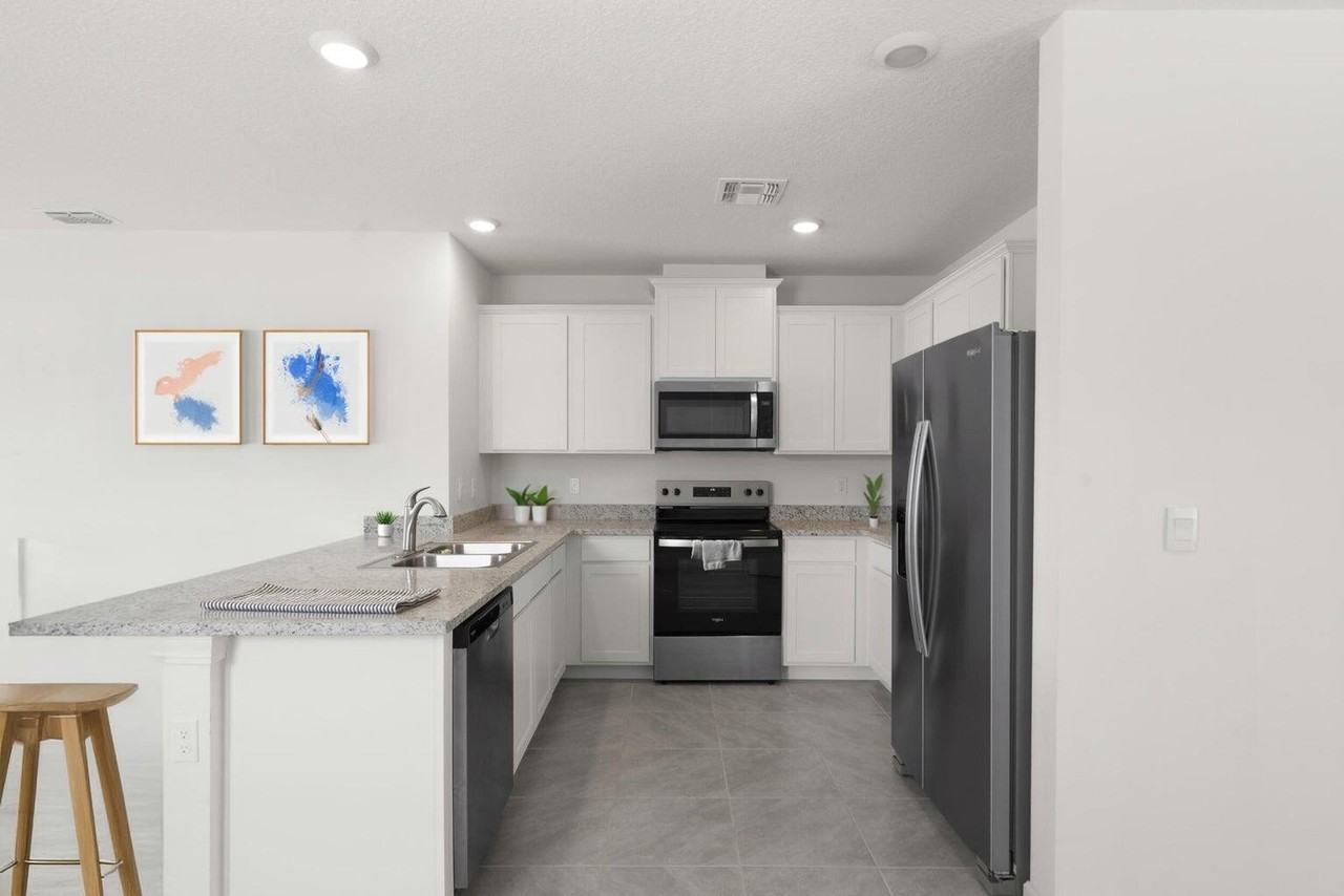 12380 Sw Rimini Way - Photo 5 of 42