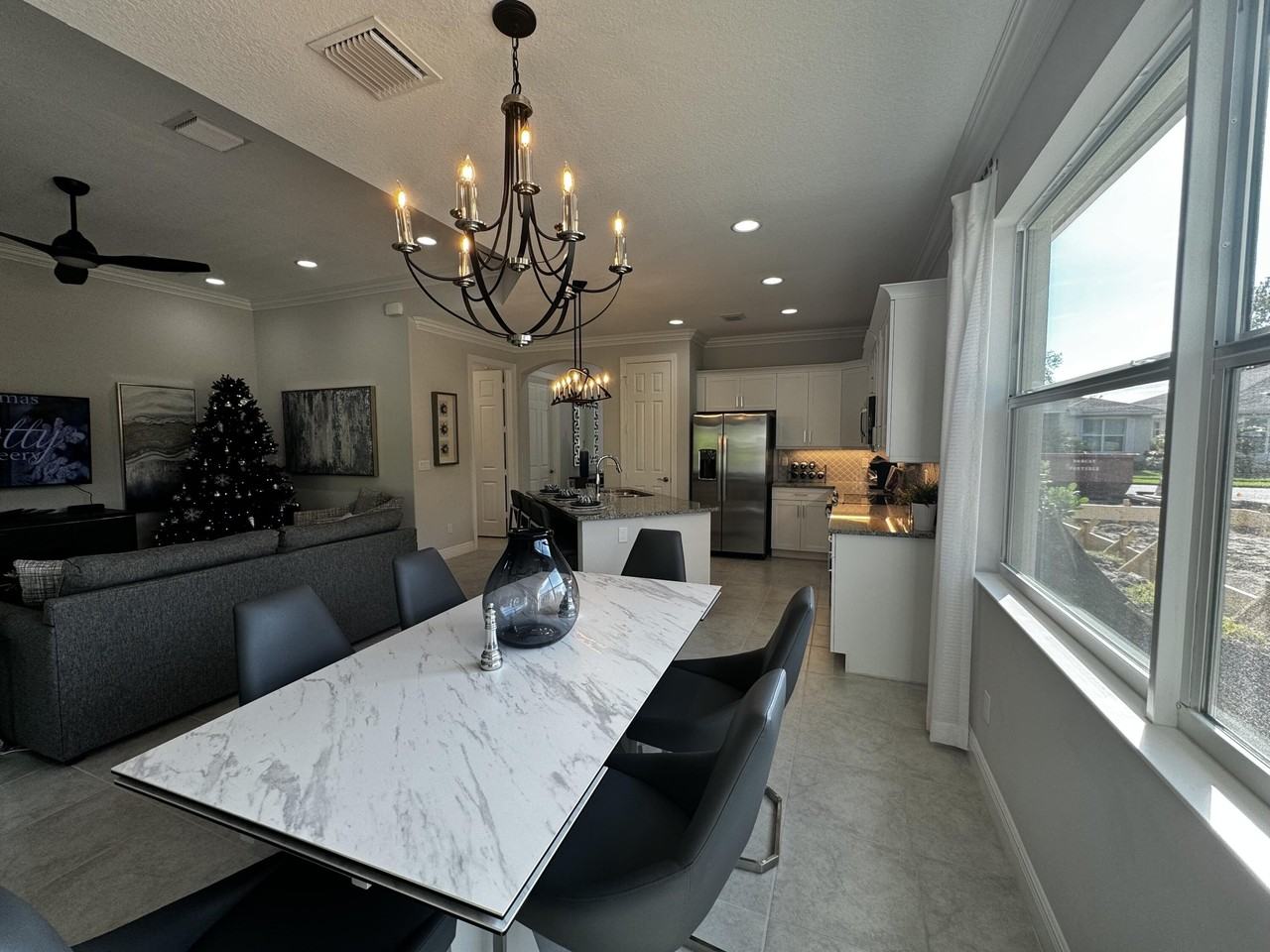 6008 Bella Rosa Ln - Photo 7 of 28