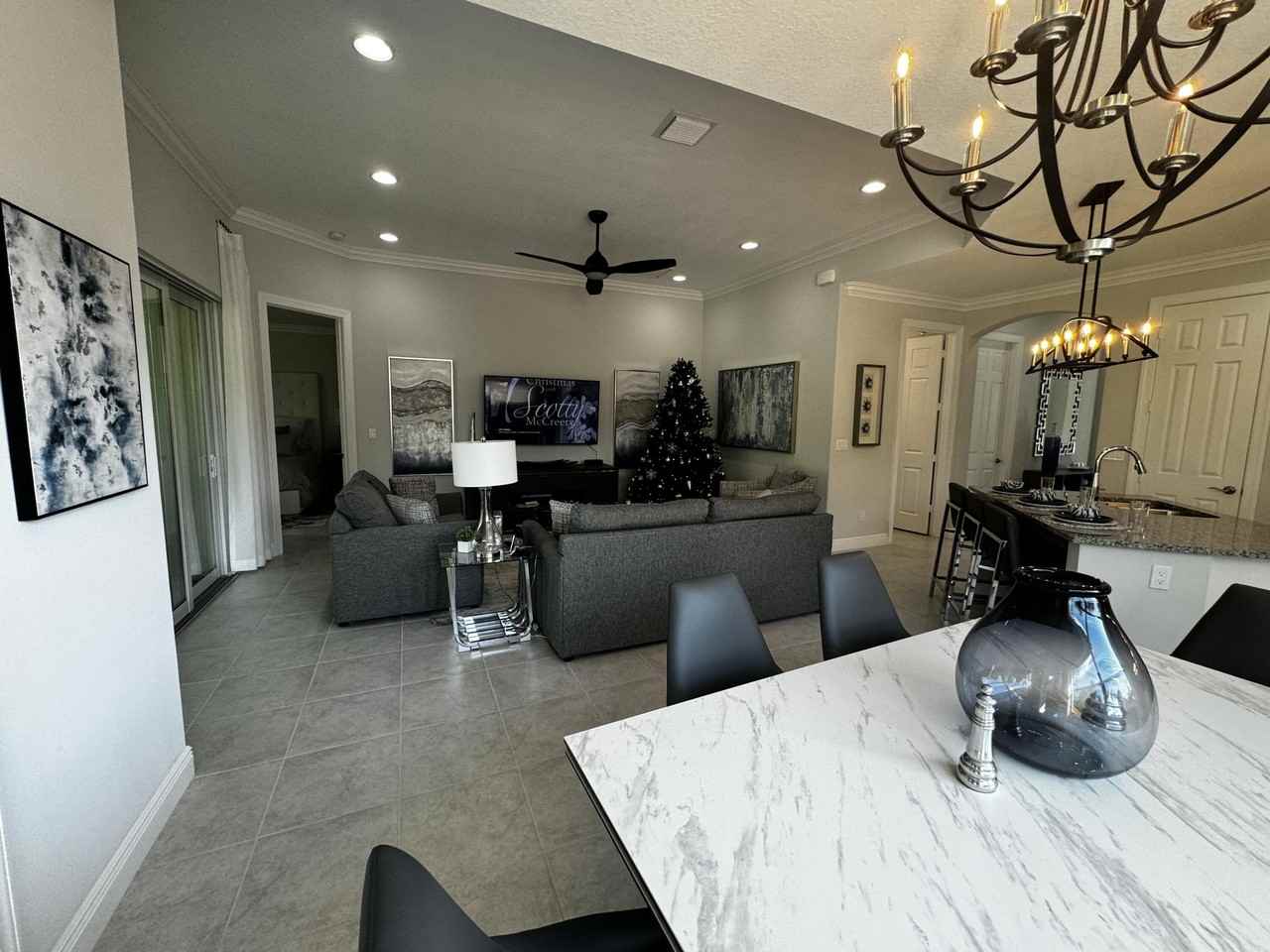 6008 Bella Rosa Ln - Photo 7 of 28