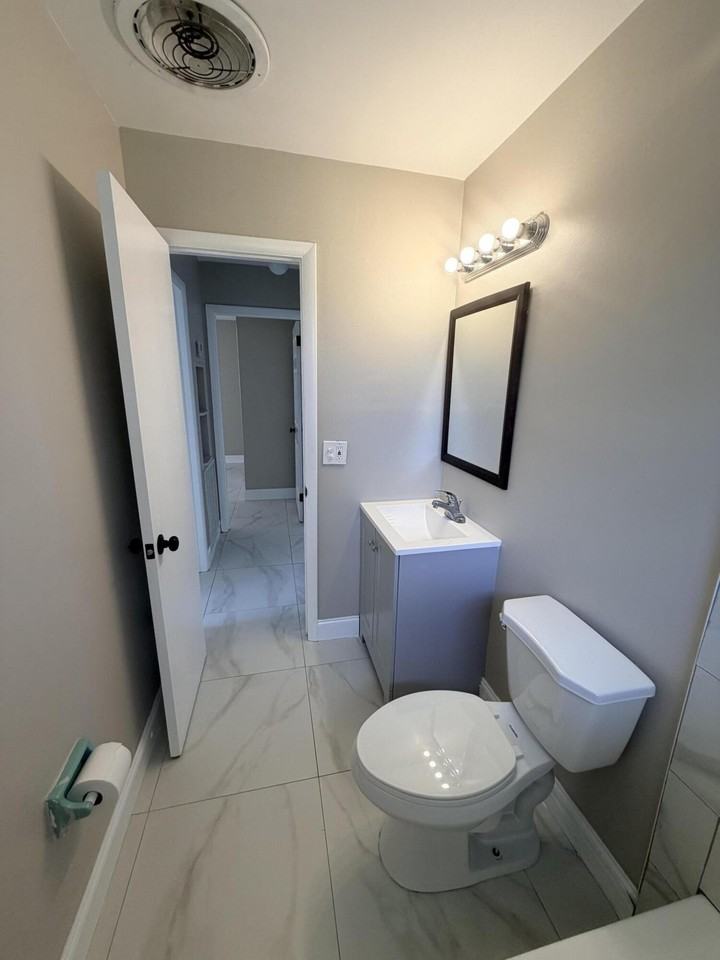 6036 Westover Rd - Photo 5 of 31