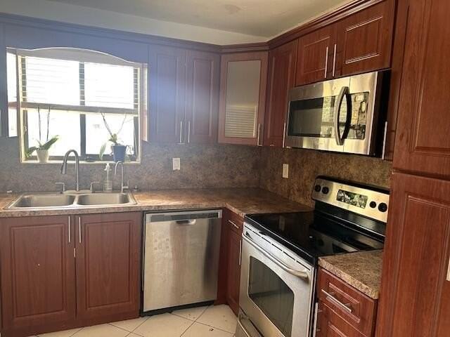 16206 Laurel Dr Unit 201 - Photo 6 of 13